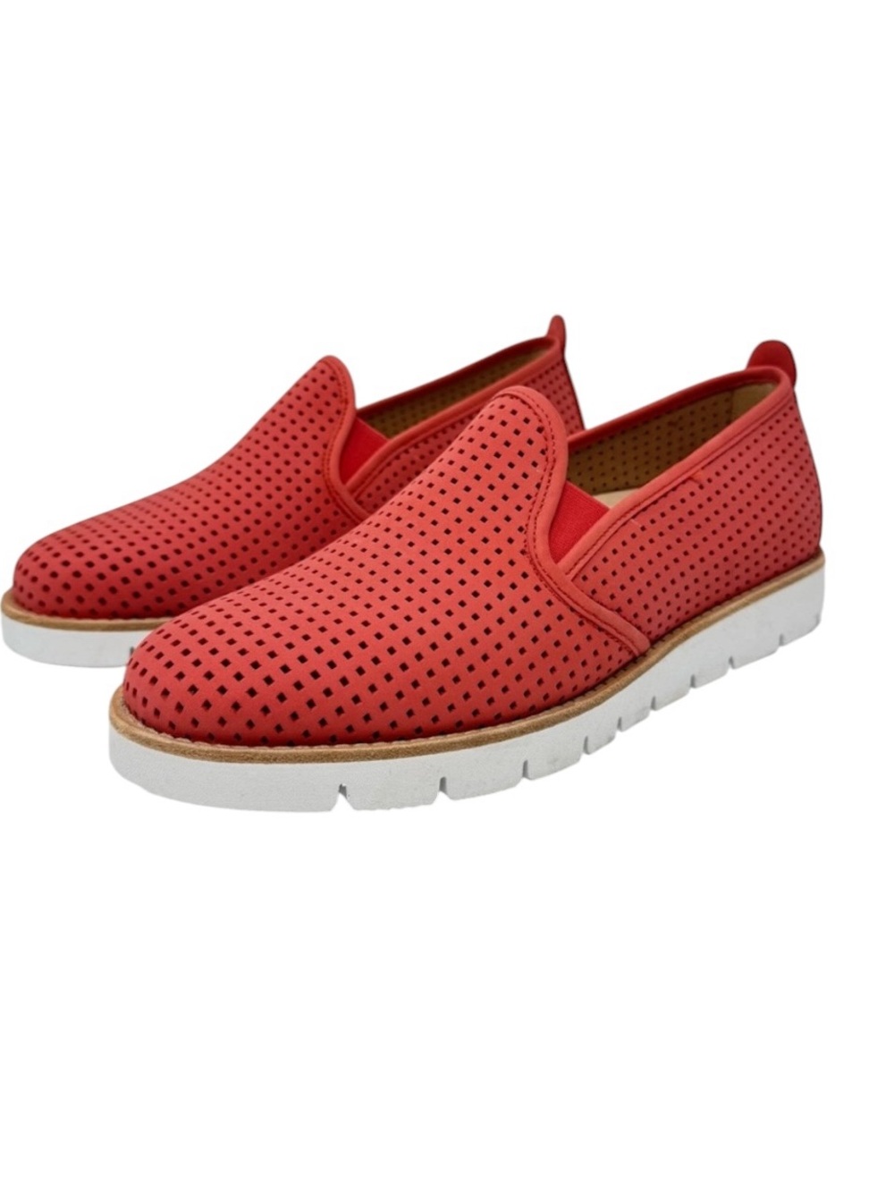 NWOT Samuel Hubbard SamSport Kicks in Coral Nubuck, Size 7.5